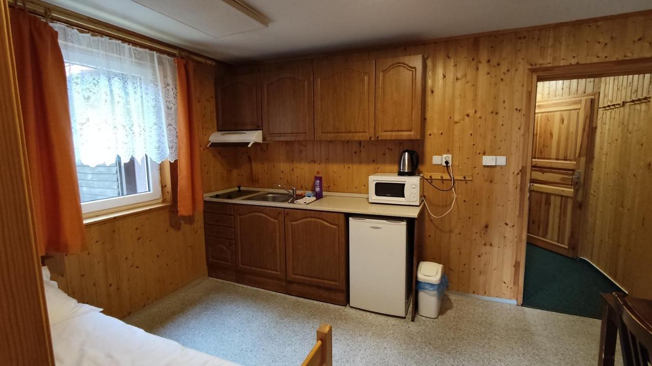 Penzion Apartmany Aninka Marianska Ngoại thất bức ảnh