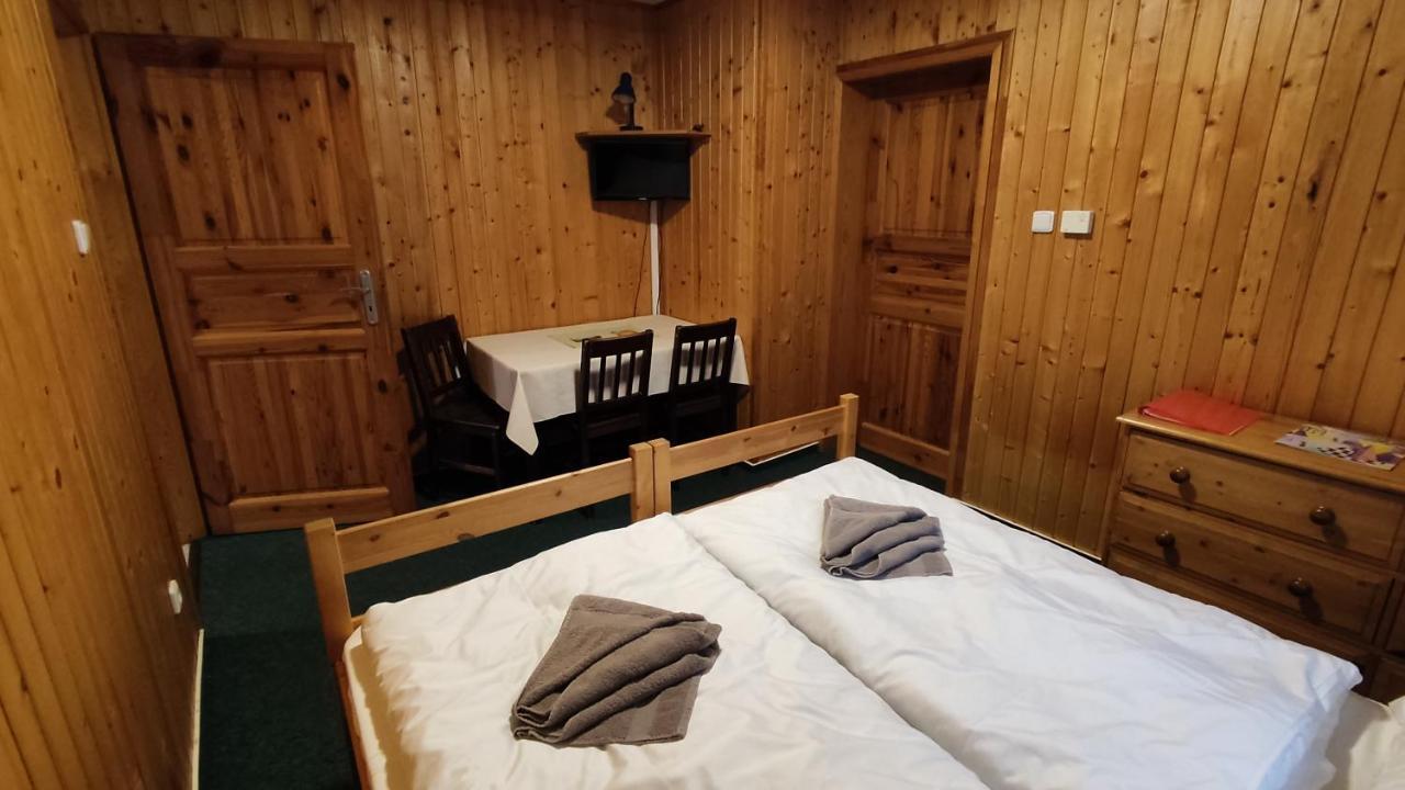 Penzion Apartmany Aninka Marianska Ngoại thất bức ảnh